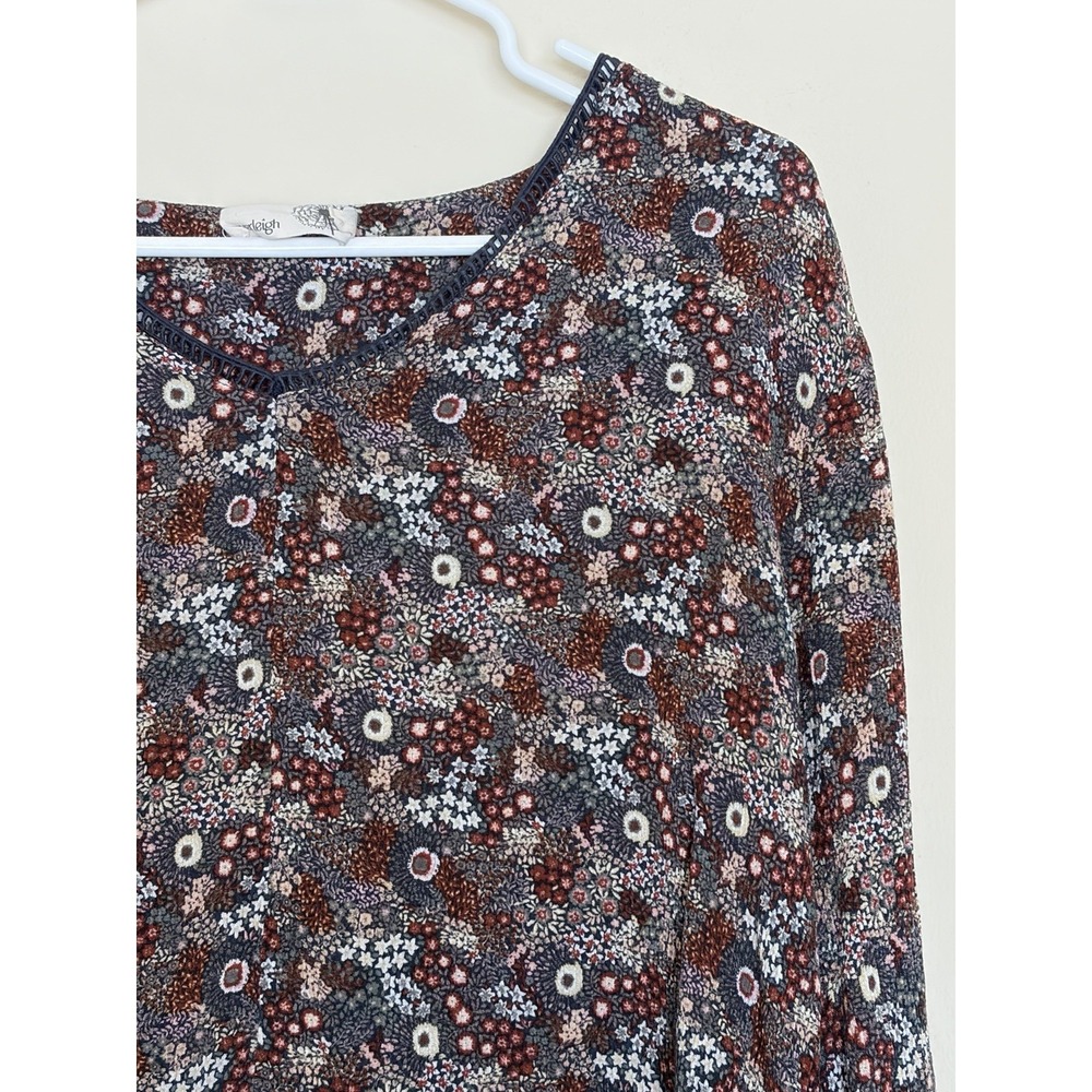 Everleigh Allover Floral Flower Boho Cottage Vneck Blouse Top Shirt Womens Large - Picture 3 of 11